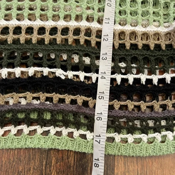 Crochet MultiColor Cropped Sweater - Picture 7 of 7